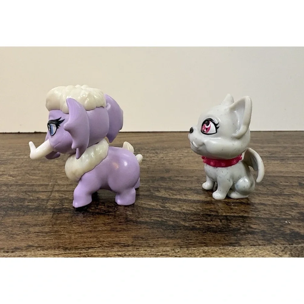 Monster High Clawd Wolf & Abbey Abominable Boo Crew Pets Bull Dog Elephant